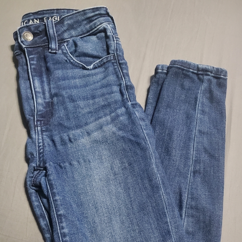 AMERICAN EAGLE 00R Next Level Stretch Highest Rise Blue Jegging